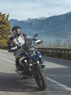 Kask szczękowy Schuberth E2 Explorer niebieski