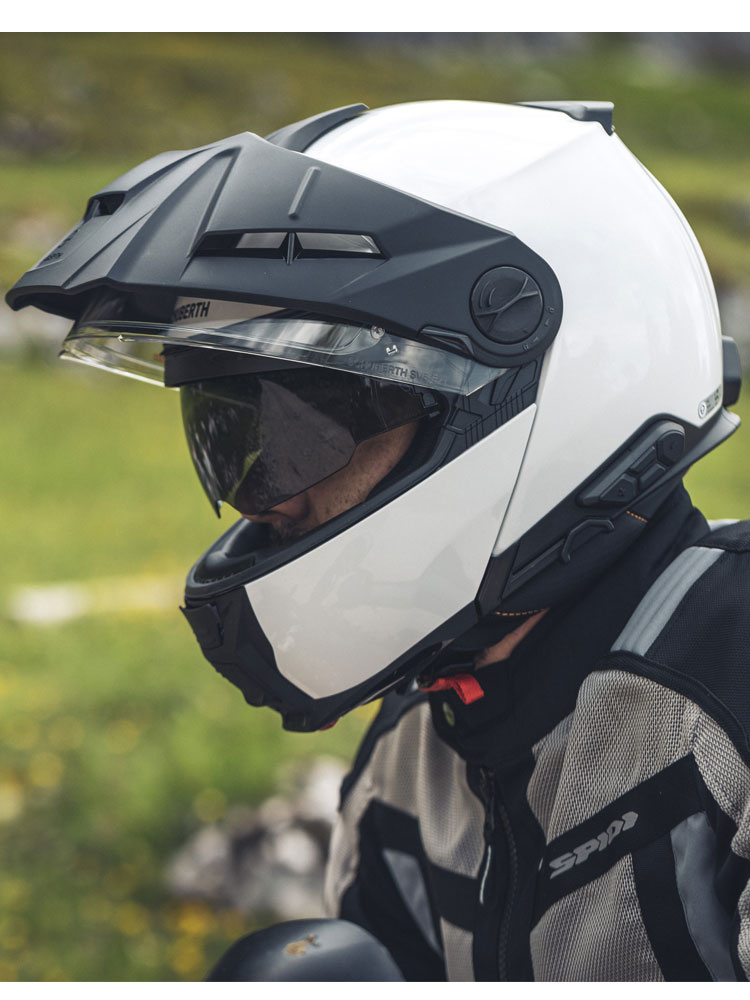 Zestaw: Kask szczękowy Schuberth E2 biały połysk + dedykowany interkom motocyklowy + Gratisy
