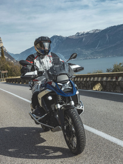 Kask szczękowy Schuberth E2 Explorer niebieski