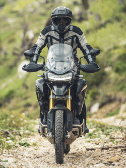 Zestaw: Kask szczękowy Schuberth E2 szary + dedykowany interkom motocyklowy + Gratisy
