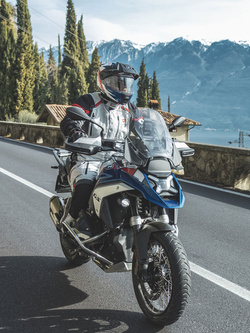 Kask szczękowy Schuberth E2 Explorer niebieski