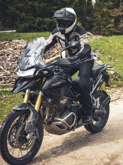 Zestaw: Kask szczękowy Schuberth E2 biały połysk + dedykowany interkom motocyklowy + Gratisy