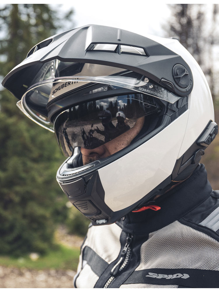Zestaw: Kask szczękowy Schuberth E2 biały połysk + dedykowany interkom motocyklowy + Gratisy