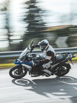 Kask szczękowy Schuberth E2 Explorer niebieski