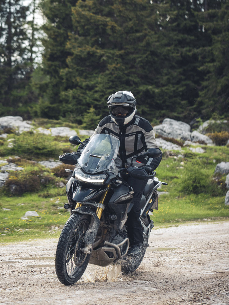 Zestaw: Kask szczękowy Schuberth E2 biały połysk + dedykowany interkom motocyklowy + Gratisy