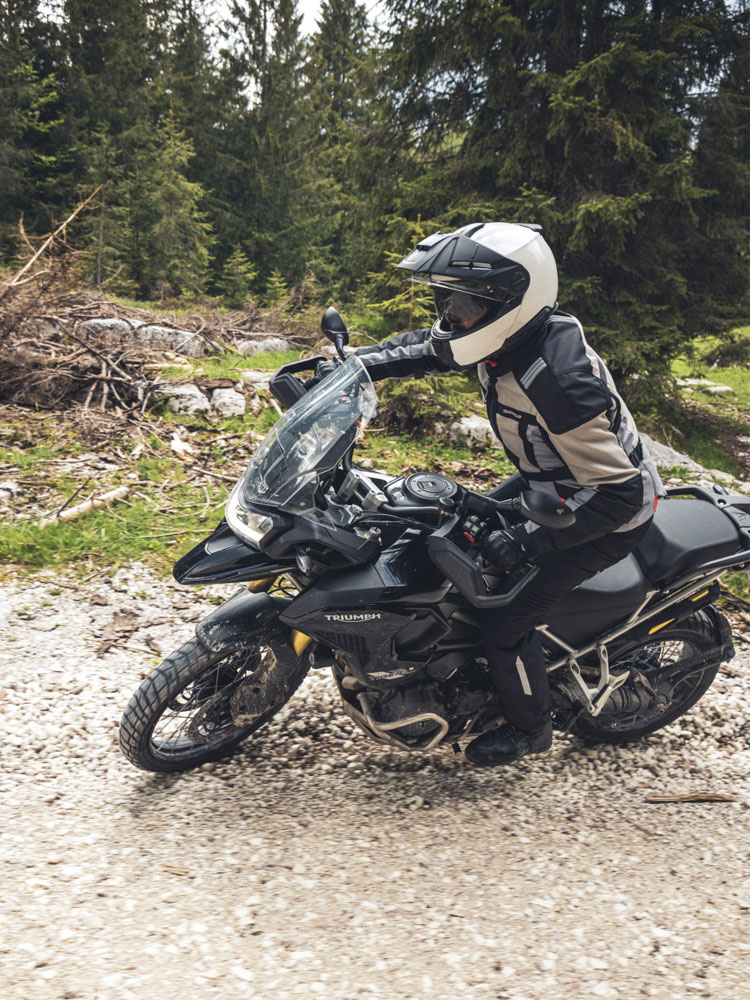 Zestaw: Kask szczękowy Schuberth E2 biały połysk + dedykowany interkom motocyklowy + Gratisy