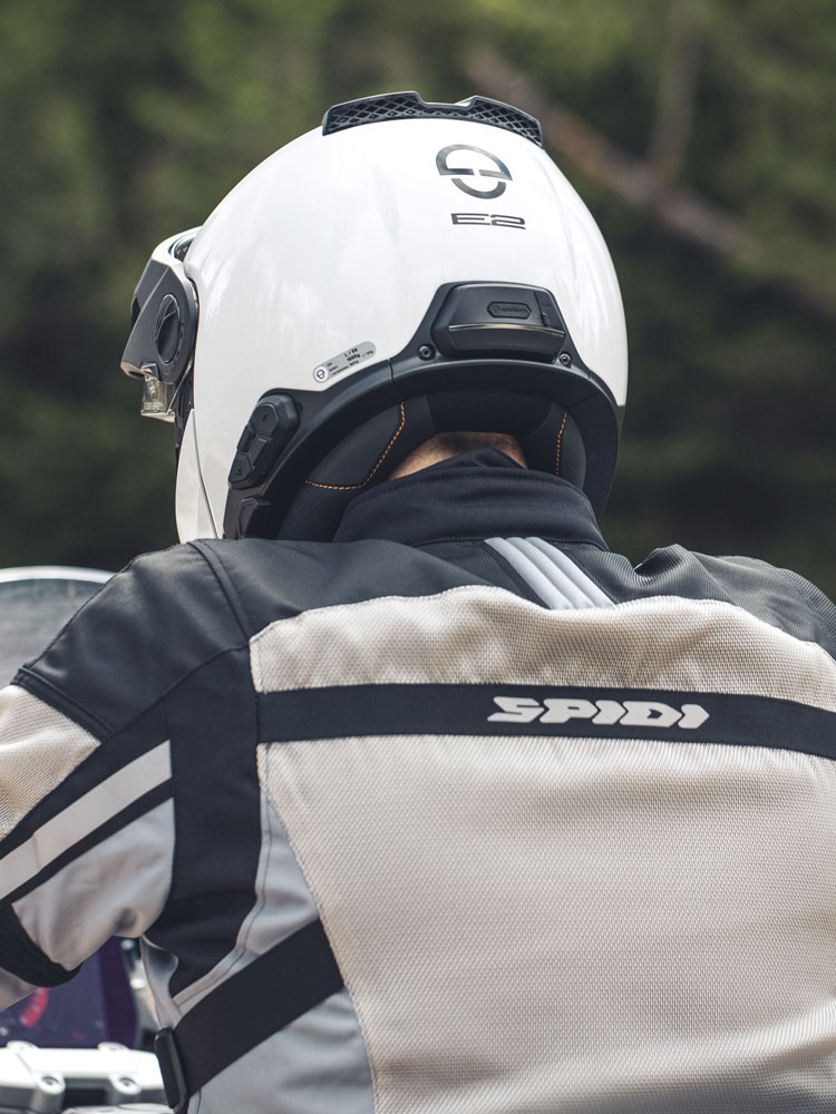 Zestaw: Kask szczękowy Schuberth E2 biały połysk + dedykowany interkom motocyklowy + Gratisy