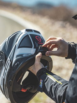 Kask integralny Schuberth S3 Storm srebrny