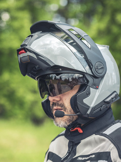 Zestaw: Kask szczękowy Schuberth E2 szary + dedykowany interkom motocyklowy + Gratisy